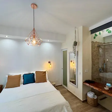 Bed & Breakfast Urban Jungle Napoli