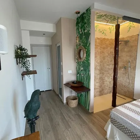 Urban Jungle 4* Nápoles