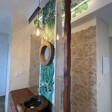 Urban Jungle Nápoles